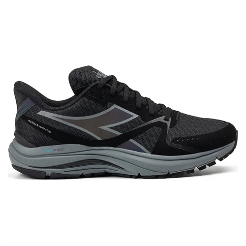 Diadora Mythos Blushield 8 Vortice Løbesko - Sort